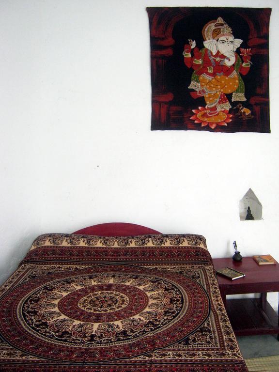 Friends In Khajuraho Apartment Ngoại thất bức ảnh