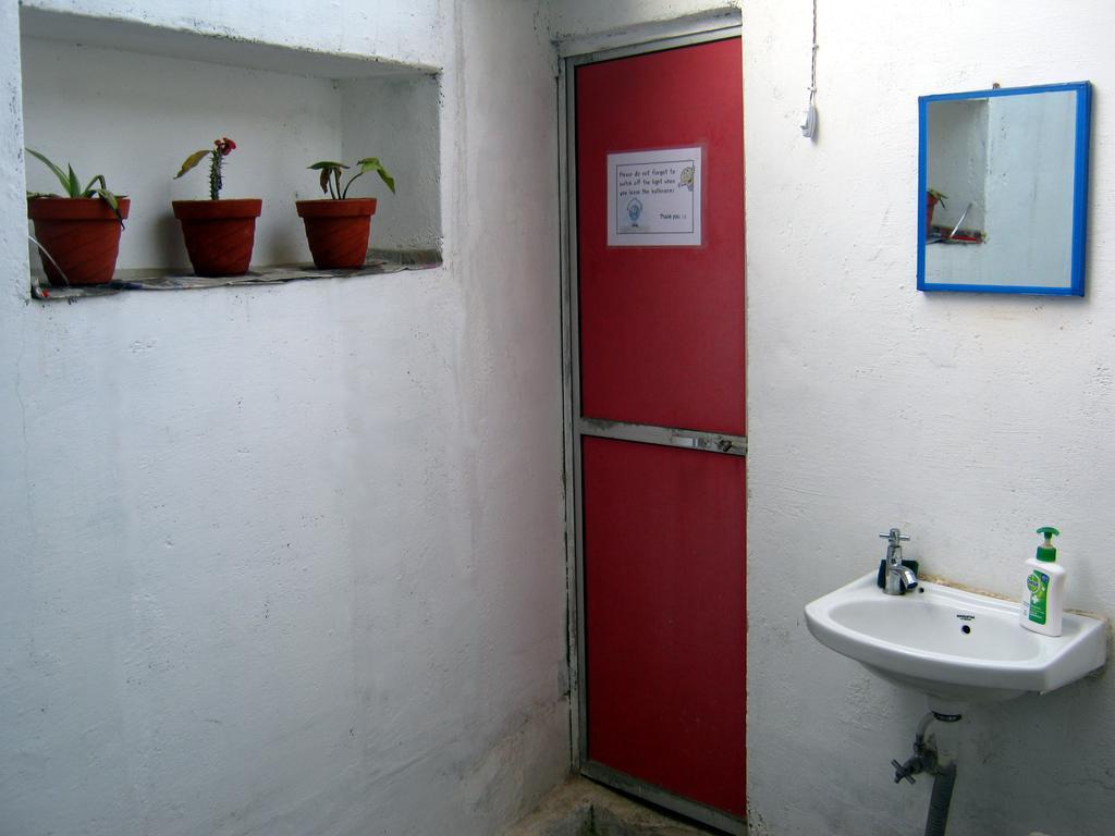 Friends In Khajuraho Apartment Ngoại thất bức ảnh
